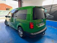 Usado VW Caddy Maxi 102 CV (75 kW) 2020 Verde Monovolumen