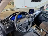 Usado Ford Kuga Titanium 190 CV (139 kW) 2022 Gris SUV