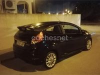 Usado Ford Fiesta Sport 125 CV (91 kW) 2015 Negro Utilitario