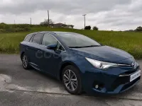 Usado Toyota Avensis Advance 143 CV (105 kW) 2016 Azul Familiar