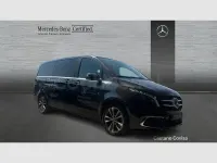 Usado Mercedes V220 Avantgarde 163 CV (119 kW) 2025 Gris / plata Monovolumen