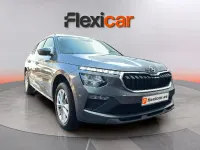 Usado Skoda Kamiq Selection 116 CV (85 kW) 2024 Gris SUV