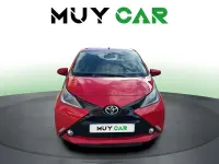 Usado Toyota Aygo X-play 69 CV (50 kW) 2018 Rojo Utilitario
