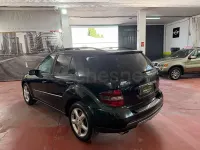 Usado Mercedes ML320 224 CV (164 kW) 2008 Negro SUV