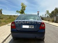 Usado Ford Focus Trend 90 CV (66 kW) 2007 Azul Berlina