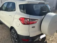 Usado Ford Ecosport Titanium 91 CV (66 kW) 2014 Blanco SUV