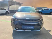 Usado Kia Niro 138 CV (101 kW) 2025 Gris / plata SUV