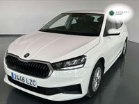 Usado Skoda Fabia Ambition 95 CV (69 kW) 2022 Blanco Utilitario