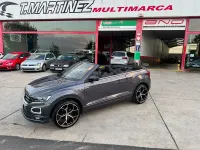 Usado VW T-Roc R-line 150 CV (110 kW) 2020 Gris / plata SUV