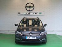 Usado VW Passat Advance 105 CV (77 kW) 2013 Gris / plata Berlina