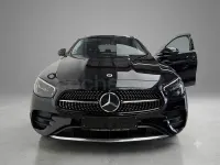 Usado Mercedes E300 306 CV (225 kW) 2022 Negro Familiar