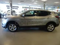 Begagnad Nissan Qashqai Acenta 140 HK (102 kW) 2021 Grå SUV