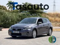 Usado Lexus CT200h 136 CV (100 kW) 2013 Gris / plata Berlina