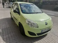 Usado Renault Twingo Authentique 60 CV (44 kW) 2008 Verde Utilitario