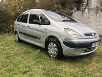 Usado Citroën Xsara Picasso Exclusive 117 CV (86 kW) 2002 Gris / plata Monovolumen
