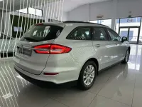 Usado Ford Mondeo Trend 150 CV (110 kW) 2021 Gris Familiar