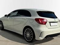 Usado Mercedes A180 AMG line 109 CV (80 kW) 2014 Blanco Berlina