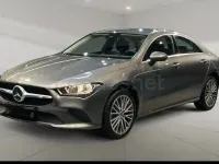 Usado Mercedes CLA250e 218 CV (160 kW) 2022 Gris / plata Coupe