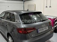 Usado Audi A3 Design 116 CV (85 kW) 2018 Gris / plata Berlina