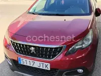 Usado Peugeot 2008 Allure 120 CV (88 kW) 2016 Rojo SUV