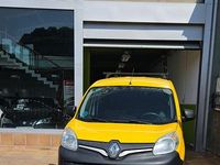 Usado Renault Kangoo 75 CV (55 kW) 2013 Amarillo Utilitario