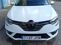 Usado Renault Mégane GrandTour Zen 130 CV (95 kW) 2017 Blanco Familiar