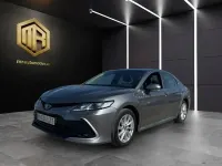 Usado Toyota Camry Advance 218 CV (160 kW) 2022 Gris Berlina