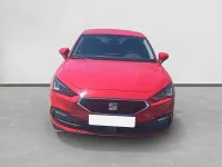 Usado Seat Leon Style 116 CV (85 kW) 2022 Rojo Utilitario