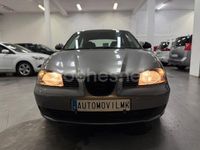 Usado Seat Ibiza Fresh 100 CV (73 kW) 2003 Gris / plata Berlina