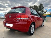 Usado VW Golf VII 105 CV (77 kW) 2012 Rojo Berlina