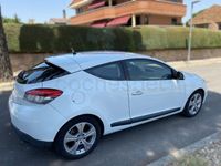 Usado Renault Mégane Dynamique 130 CV (95 kW) 2011 Blanco Berlina