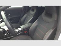 Usado Mercedes CLA250e Shooting Brake 218 CV (160 kW) 2025 Blanco Familiar