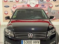 Usado VW Passat Highline 140 CV (102 kW) 2012 Negro Berlina