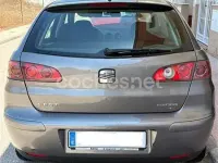 Usado Seat Ibiza Sport 130 CV (95 kW) 2002 Gris / plata Utilitario