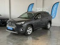 Usado Toyota RAV4 Executive 151 CV (111 kW) 2019 Gris / plata SUV