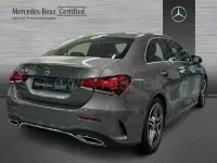 Usado Mercedes A180 136 CV (100 kW) 2022 Gris / plata Berlina