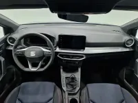 Usado Seat Ibiza FR 115 CV (84 kW) 2025 Gris Utilitario
