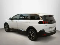 Usado Peugeot 5008 Allure 131 CV (96 kW) 2020 Blanco SUV