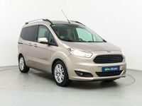 Usado Ford Tourneo Courier Titanium 102 CV (75 kW) 2018 Naranja Monovolumen