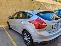Usado Ford Focus Trend 125 CV (91 kW) 2013 Gris / plata Berlina