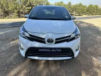Usado Toyota Verso Comfort 111 CV (81 kW) 2016 Blanco Monovolumen