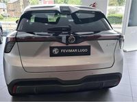 Ny MG MG4 EV Luxury 150 kW (204 HK) 2025 Vit Halvkombi