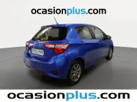 Usado Toyota Yaris Active 69 CV (50 kW) 2019 Azul Utilitario