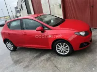 Usado Seat Ibiza Style 90 CV (66 kW) 2011 Rojo Berlina