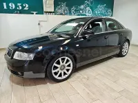 Usado Audi A4 S-Line 130 CV (95 kW) 2001 Negro Berlina