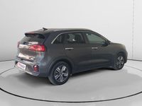 Usado Kia Niro Active 141 CV (103 kW) 2020 Blanco SUV
