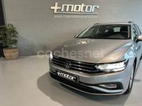 Usado VW Passat 122 CV (89 kW) 2021 Gris / plata Familiar