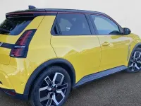 Usado Renault 5 E-Tech Techno 110 kW (150 CV) 2025