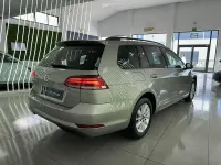 Usado VW Golf VII Business 115 CV (84 kW) 2021 Gris / plata Utilitario