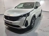 Usado Peugeot 5008 Allure 131 CV (96 kW) 2022 Blanco SUV